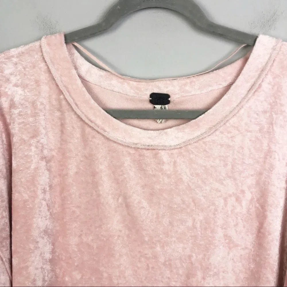 FREE PEOPLE | WE THE FREE Milan Pink Crushed Velvet Oversized Top Women’s Size S